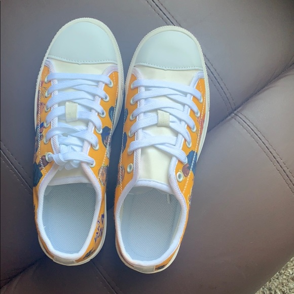 Lakers Legend Chucks - Picture 6 of 6